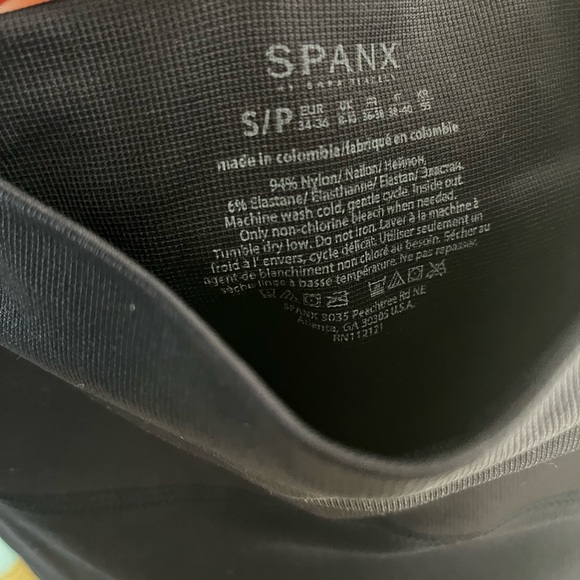 SPANX leggings - Picture 7 of 7